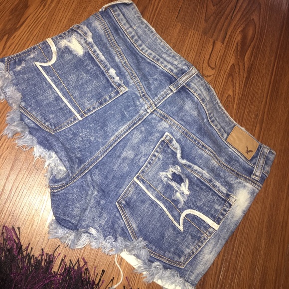 High Rise AE shorts - Picture 3 of 3